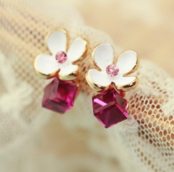 Pink Crystal Flower Earrings - Picture 2 of 3